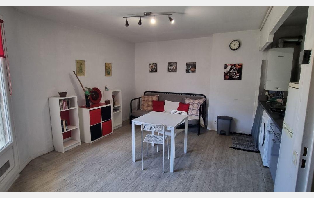 LEOJADE : Appartement | MARSEILLE (13003) | 28 m2 | 70 000 € 