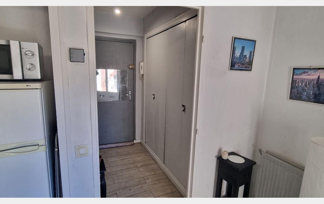LEOJADE : Apartment | MARSEILLE (13003) | 28 m2 | 70 000 € 