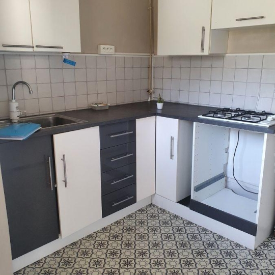  Annonces MARSEILLE4 : Appartement | MARSEILLE (13014) | 65 m2 | 89 000 € 