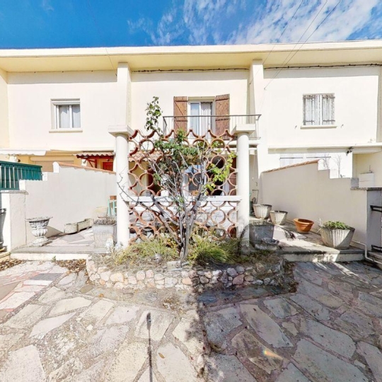  LEOJADE : House | MARSEILLE (13013) | 75 m2 | 290 000 € 