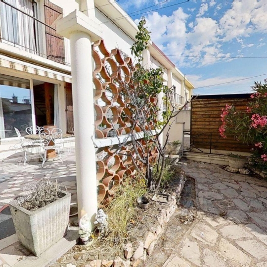  LEOJADE : House | MARSEILLE (13013) | 75 m2 | 290 000 € 