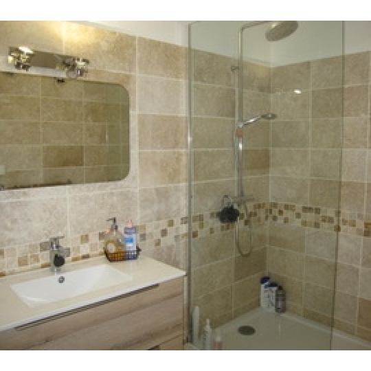  Annonces MARSEILLE4 : Appartement | MARSEILLE (13013) | 63 m2 | 920 € 