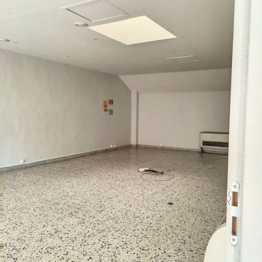  Annonces MARSEILLE4 : Office | MARSEILLE (13004) | 550 m2 | 4 500 € 