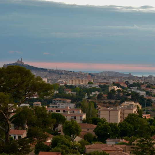  Annonces MARSEILLE4 : Appartement | MARSEILLE (13012) | 106 m2 | 2 800 € 