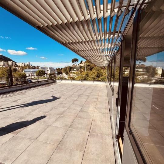  Annonces MARSEILLE4 : Local / Bureau | MARSEILLE (13011) | 499 m2 | 7 277 € 