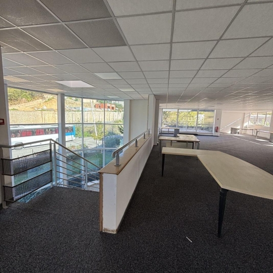  Annonces MARSEILLE4 : Local / Bureau | MARSEILLE (13011) | 499 m2 | 7 277 € 
