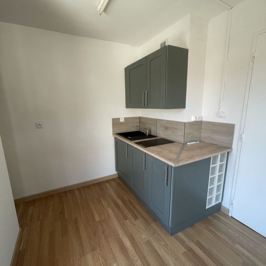  Annonces MARSEILLE4 : Apartment | MARSEILLE (13013) | 27 m2 | 570 € 
