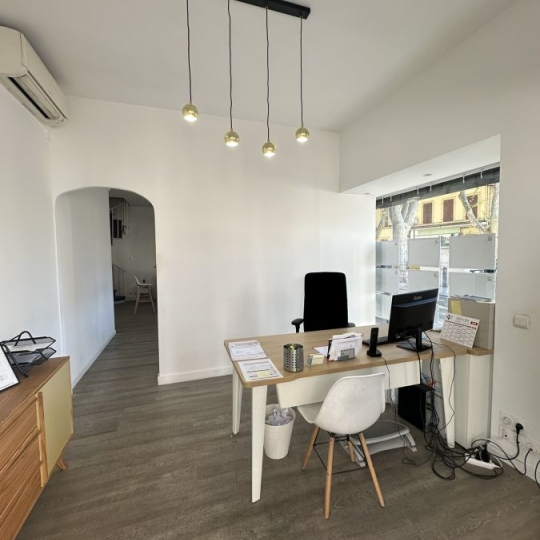  Annonces MARSEILLE4 : Office | MARSEILLE (13013) | 102 m2 | 1 165 € 