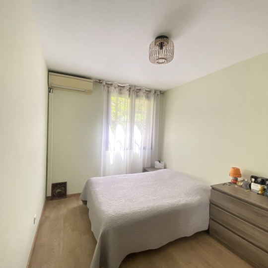  Annonces MARSEILLE4 : Apartment | MARSEILLE (13013) | 77 m2 | 950 € 