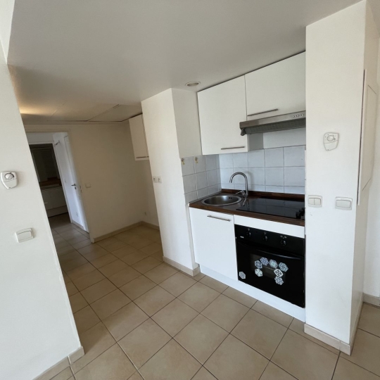  Annonces MARSEILLE4 : Appartement | MARSEILLE (13009) | 52 m2 | 890 € 
