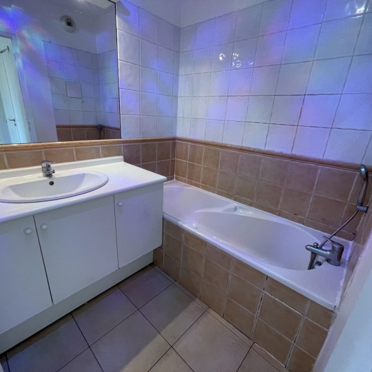  Annonces MARSEILLE4 : Appartement | MARSEILLE (13009) | 52 m2 | 890 € 