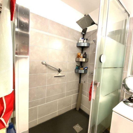  Annonces MARSEILLE4 : Appartement | MARSEILLE (13004) | 65 m2 | 221 000 € 