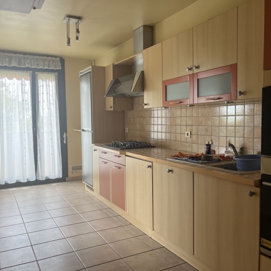  Annonces MARSEILLE4 : Apartment | MARSEILLE (13012) | 82 m2 | 270 000 € 