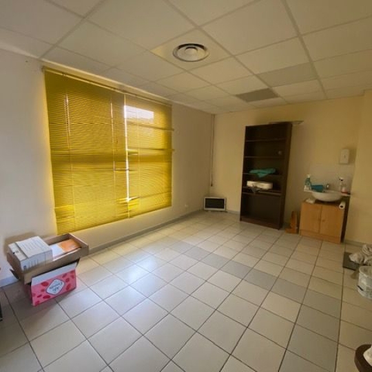  Annonces MARSEILLE4 : Local / Bureau | PLAN-DE-CUQUES (13380) | 20 m2 | 650 € 