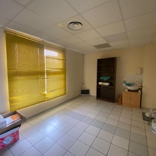  Annonces MARSEILLE4 : Local / Bureau | PLAN-DE-CUQUES (13380) | 20 m2 | 650 € 