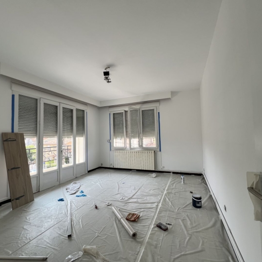  Annonces MARSEILLE4 : Appartement | MARSEILLE (13013) | 96 m2 | 1 200 € 