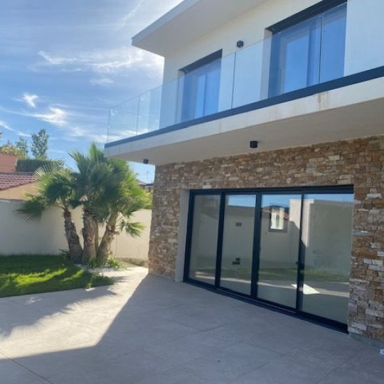  Annonces MARSEILLE4 : Maison / Villa | ALLAUCH (13190) | 170 m2 | 3 800 € 