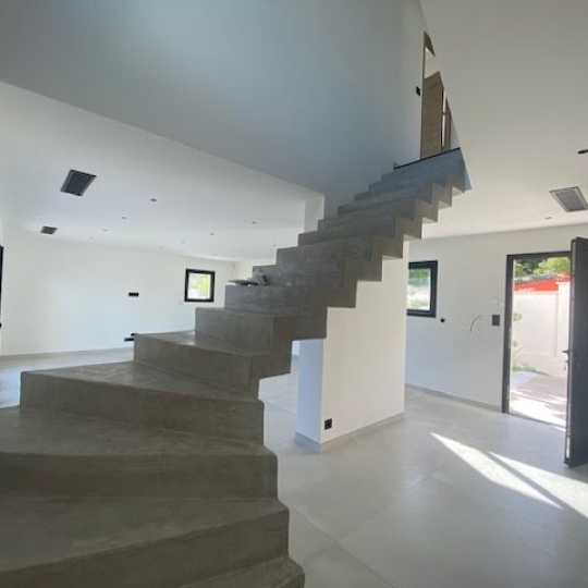  Annonces MARSEILLE4 : Maison / Villa | ALLAUCH (13190) | 170 m2 | 3 800 € 