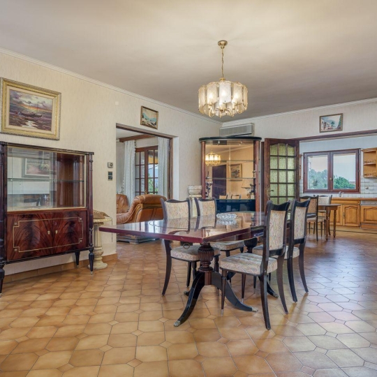  Annonces MARSEILLE4 : Maison / Villa | MARSEILLE (13012) | 106 m2 | 549 000 € 