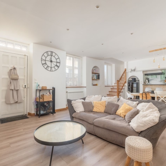  Annonces MARSEILLE4 : Maison / Villa | MARSEILLE (13013) | 90 m2 | 299 000 € 