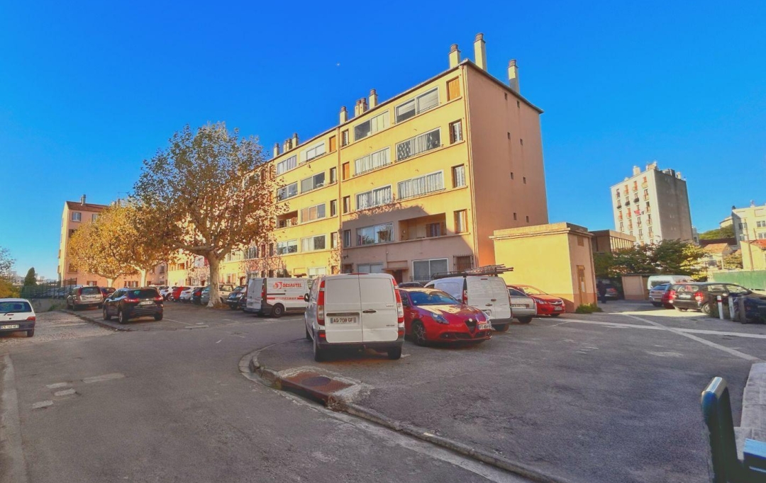 LEOJADE : Appartement | MARSEILLE (13014) | 47 m2 | 66 000 € 