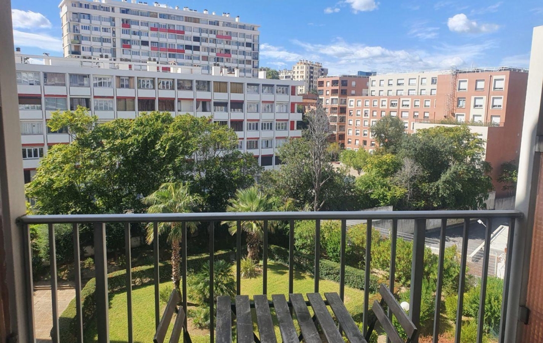 Annonces MARSEILLE4 : Apartment | MARSEILLE (13003) | 28 m2 | 56 000 € 