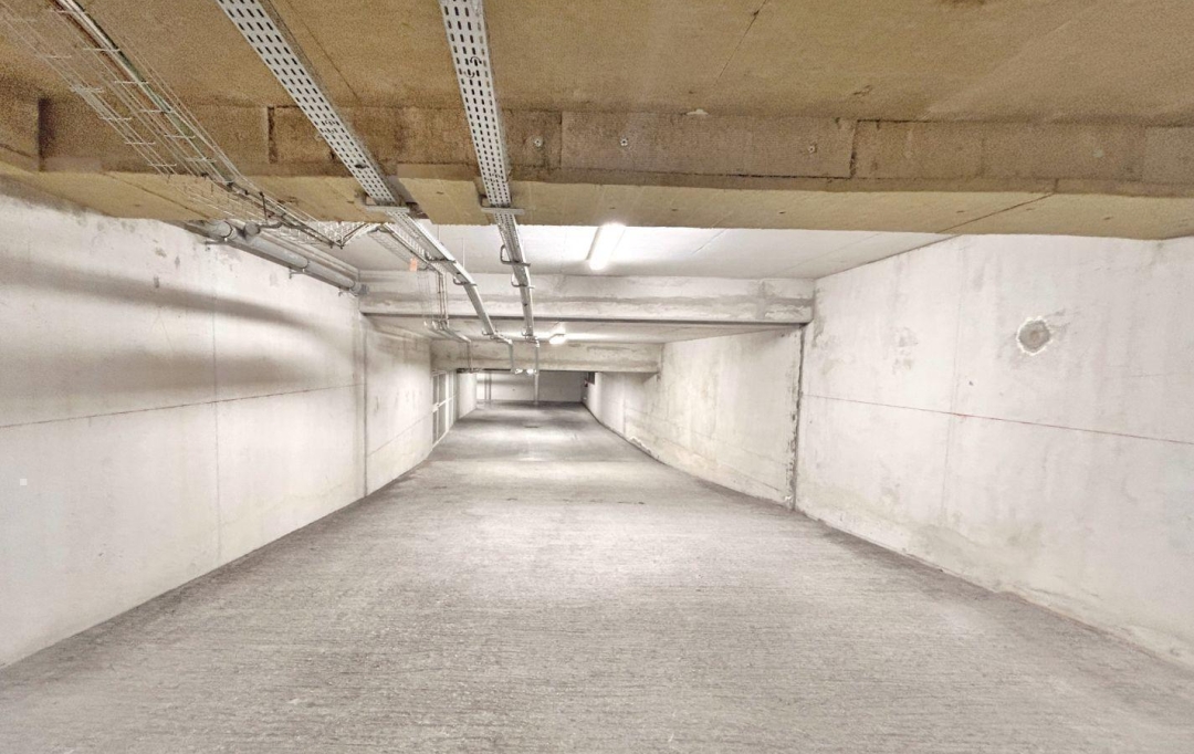 LEOJADE : Parking | LA CIOTAT (13600) | 13 m2 | 30 000 € 