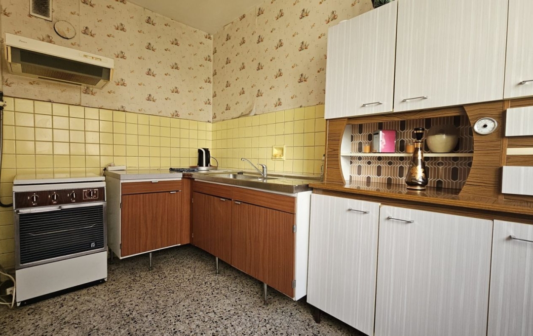LEOJADE : Appartement | MARSEILLE (13003) | 30 m2 | 76 000 € 