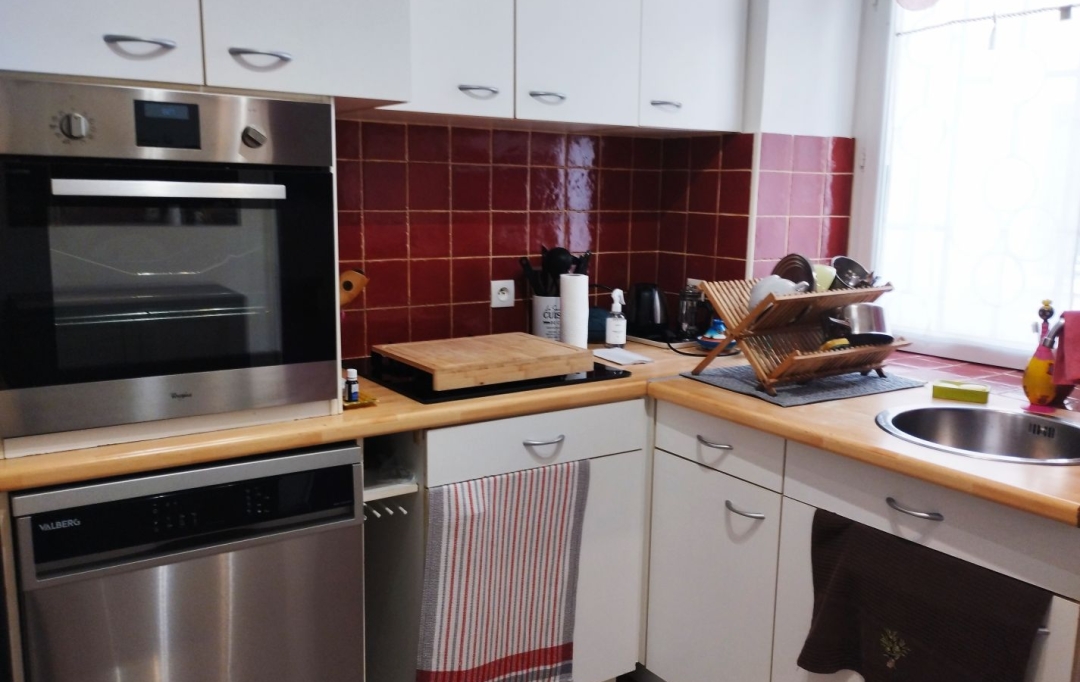 LEOJADE : Maison / Villa | MARSEILLE (13016) | 49 m2 | 160 000 € 