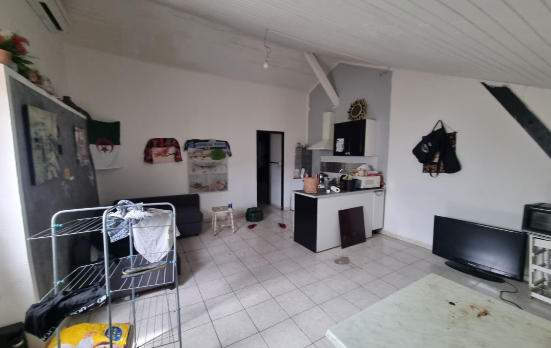Annonces MARSEILLE4 : Immeuble | MARSEILLE (13014) | 140 m2 | 130 000 € 