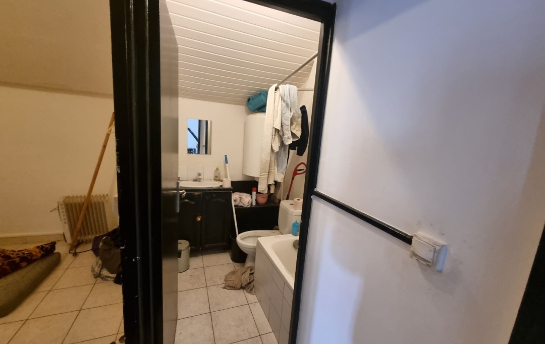Annonces MARSEILLE4 : Immeuble | MARSEILLE (13014) | 140 m2 | 130 000 € 