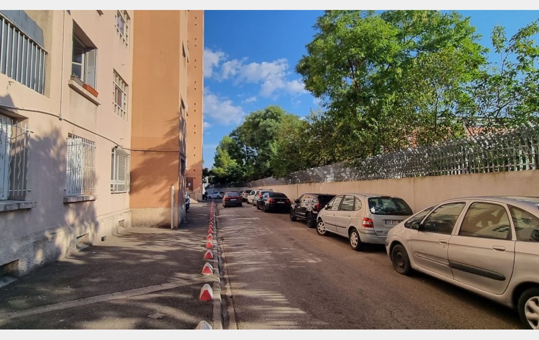 Annonces MARSEILLE4 : Appartement | MARSEILLE (13010) | 49 m2 | 48 000 € 