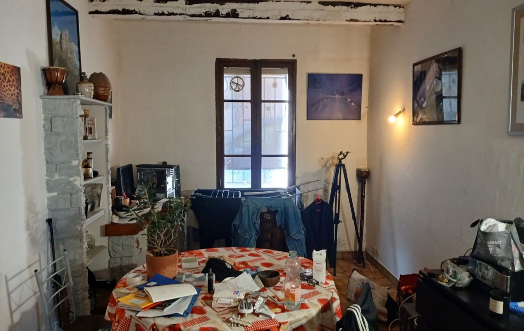 LEOJADE : Appartement | MARSEILLE (13003) | 49 m2 | 95 000 € 
