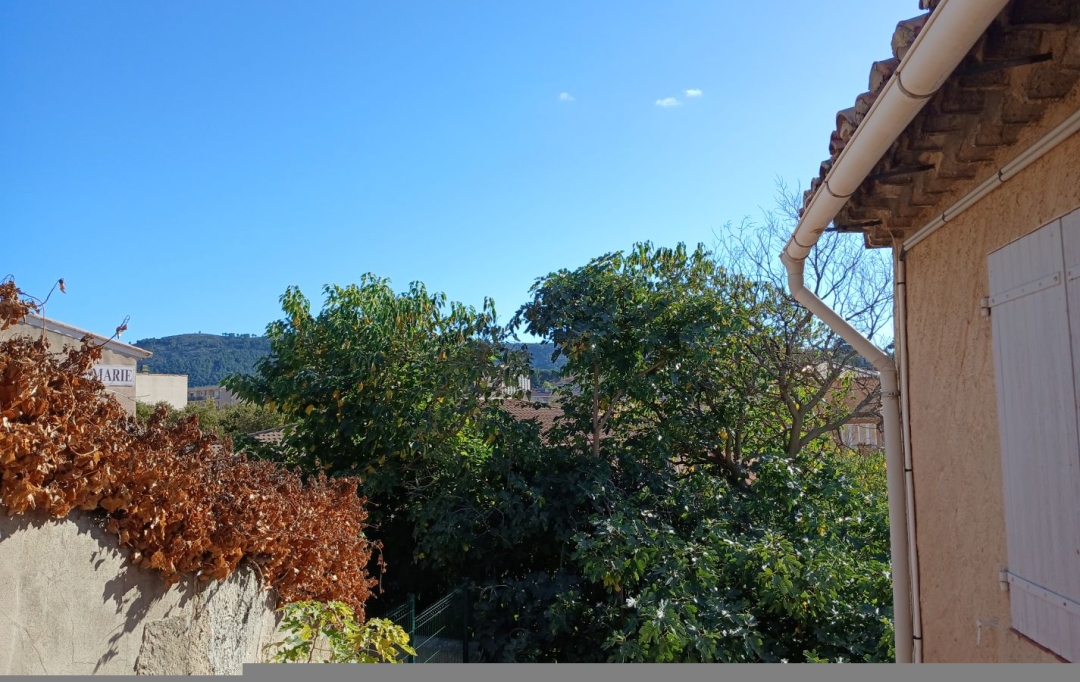 LEOJADE : Maison / Villa | AUBAGNE (13400) | 55 m2 | 120 000 € 