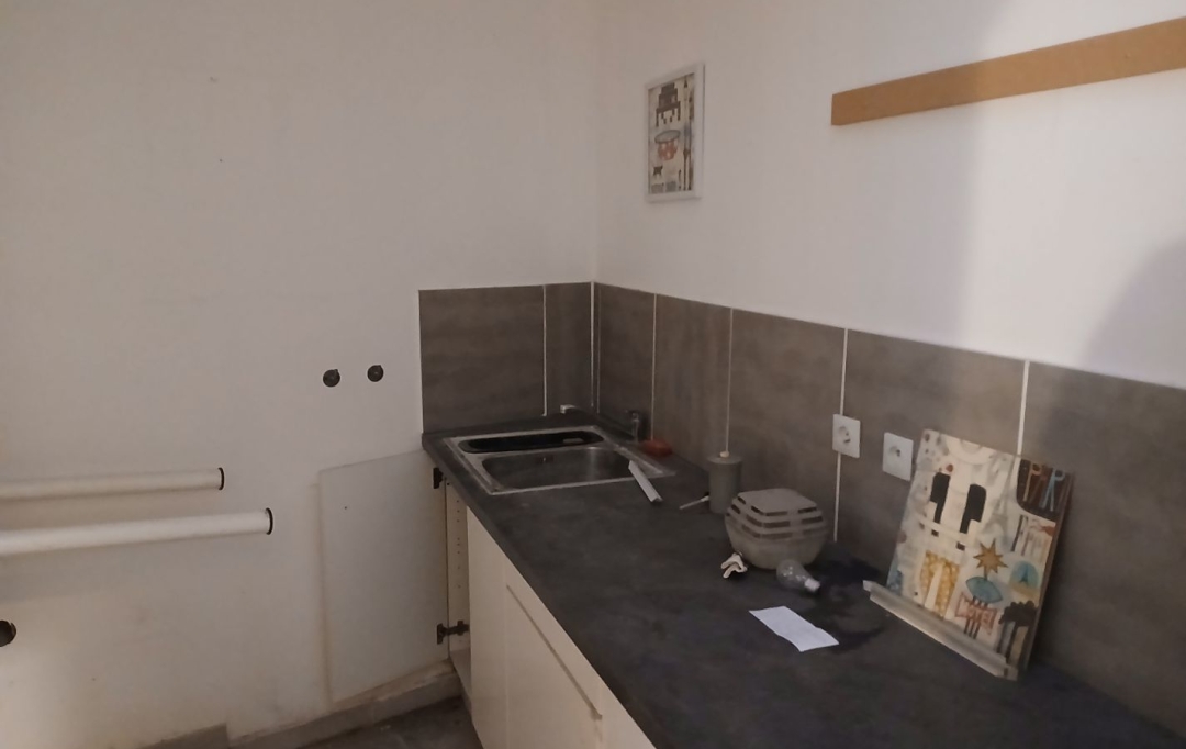 LEOJADE : Local / Bureau | MARSEILLE (13001) | 49 m2 | 95 000 € 