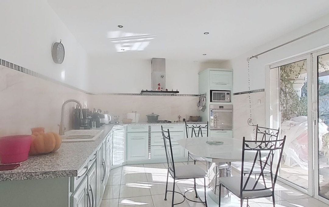 LEOJADE : Maison / Villa | AUBAGNE (13400) | 140 m2 | 779 000 € 