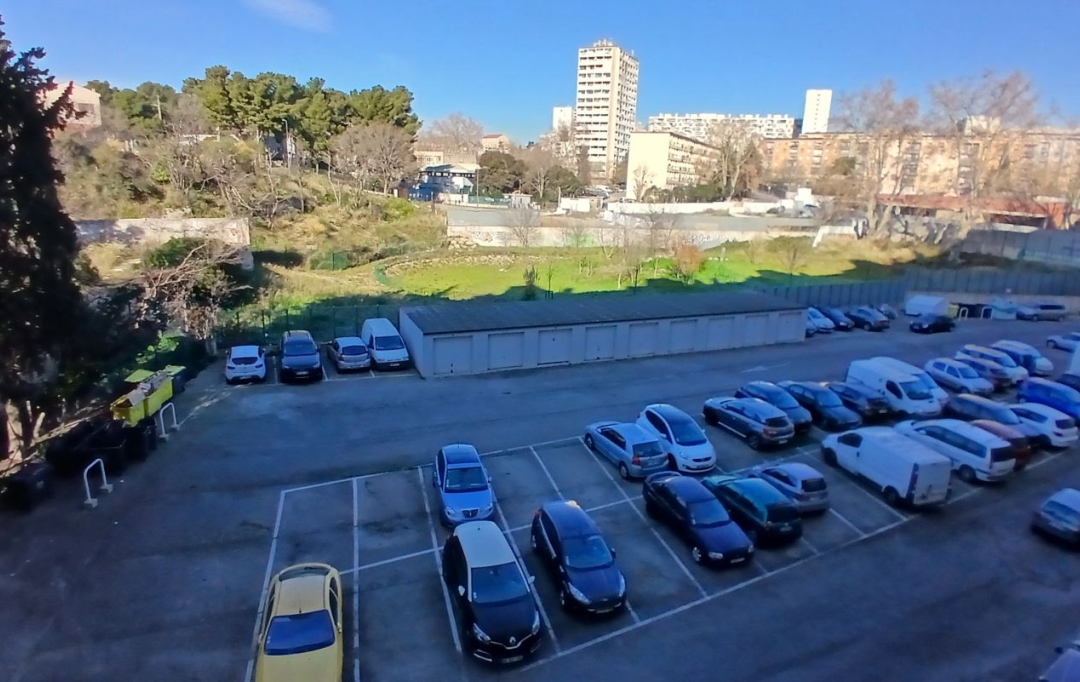 Annonces MARSEILLE4 : Apartment | MARSEILLE (13013) | 70 m2 | 115 000 € 