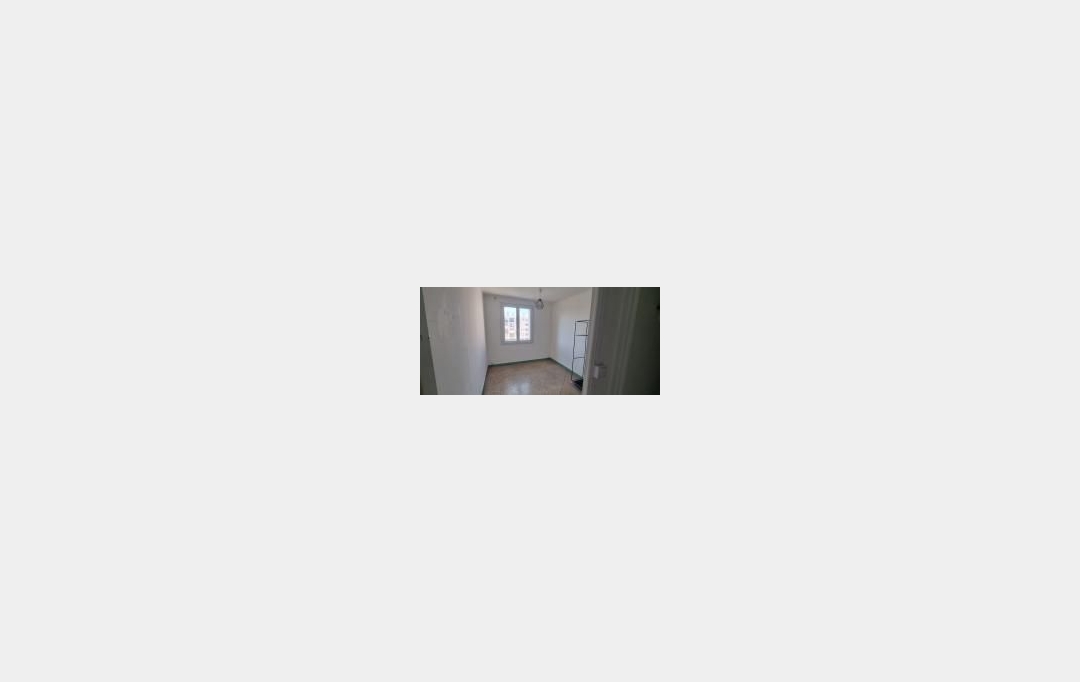 LEOJADE : Appartement | MARSEILLE (13010) | 38 m2 | 49 000 € 
