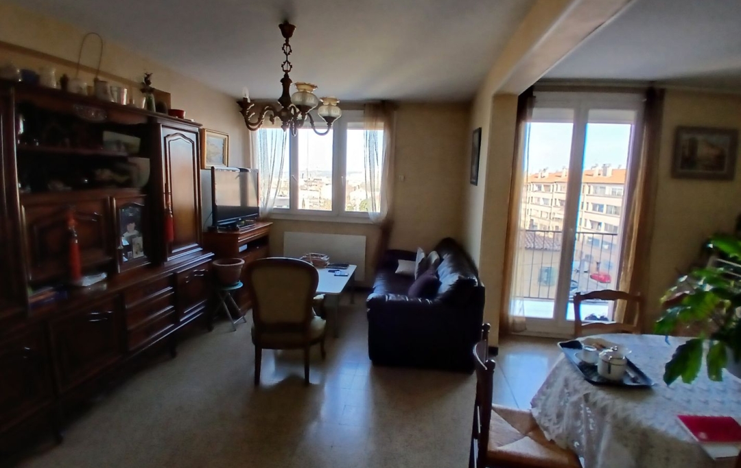 LEOJADE : Appartement | MARSEILLE (13014) | 76 m2 | 106 000 € 