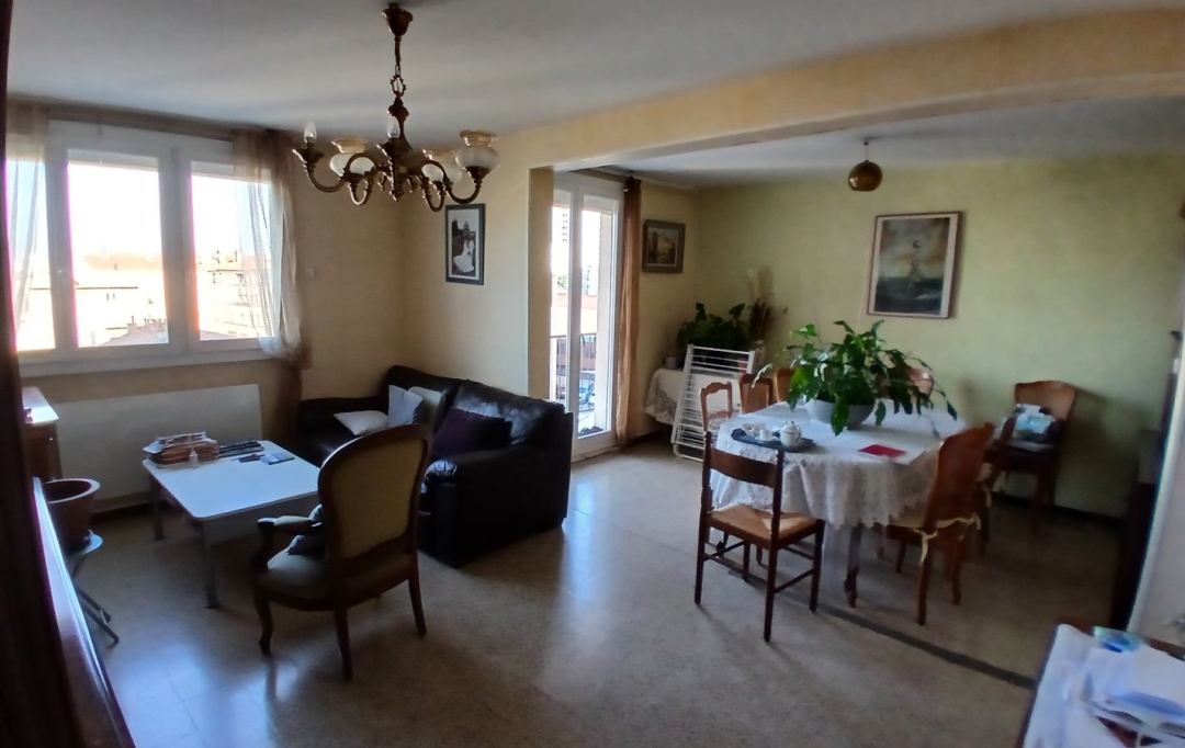 LEOJADE : Appartement | MARSEILLE (13014) | 76 m2 | 106 000 € 