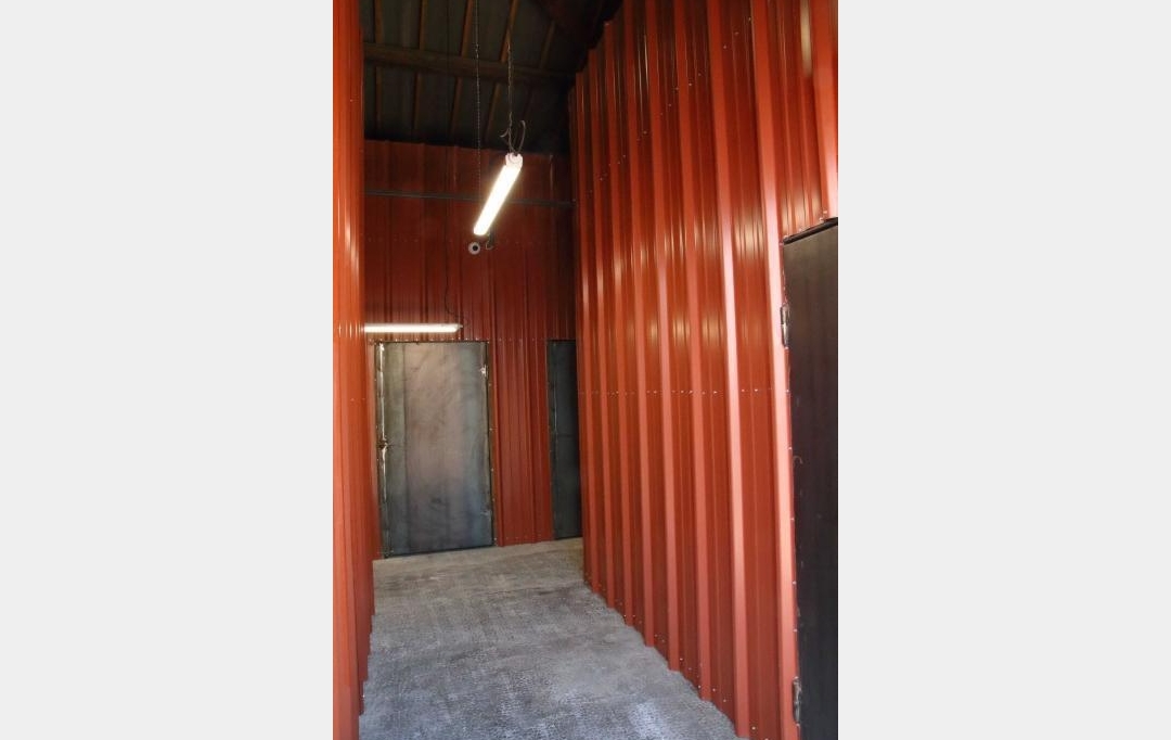 Annonces MARSEILLE4 : Garage / Parking | LES PENNES-MIRABEAU (13170) | 5 m2 | 99 € 