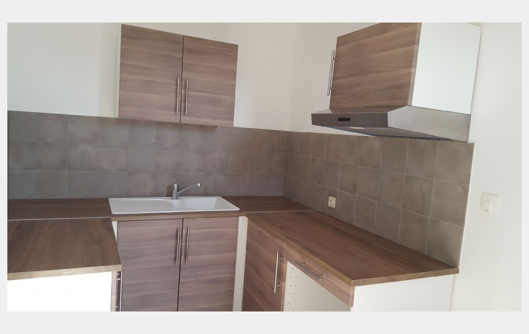 Annonces MARSEILLE4 : Appartement | MARSEILLE (13012) | 66 m2 | 875 € 