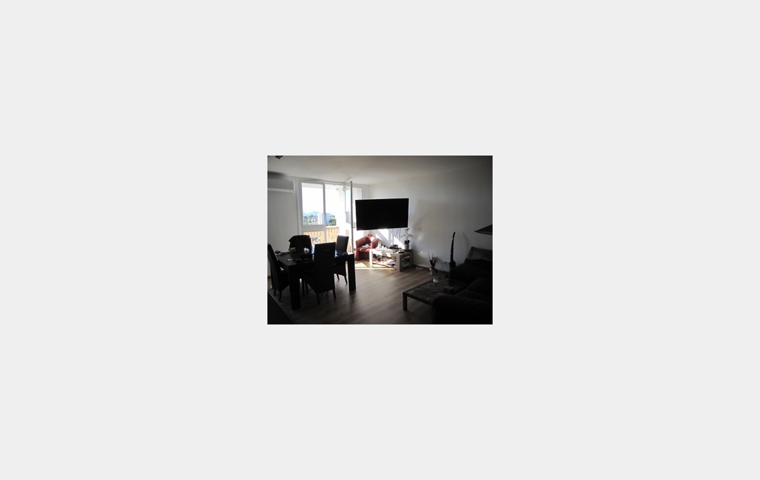 Annonces MARSEILLE4 : Appartement | MARSEILLE (13013) | 63 m2 | 920 € 