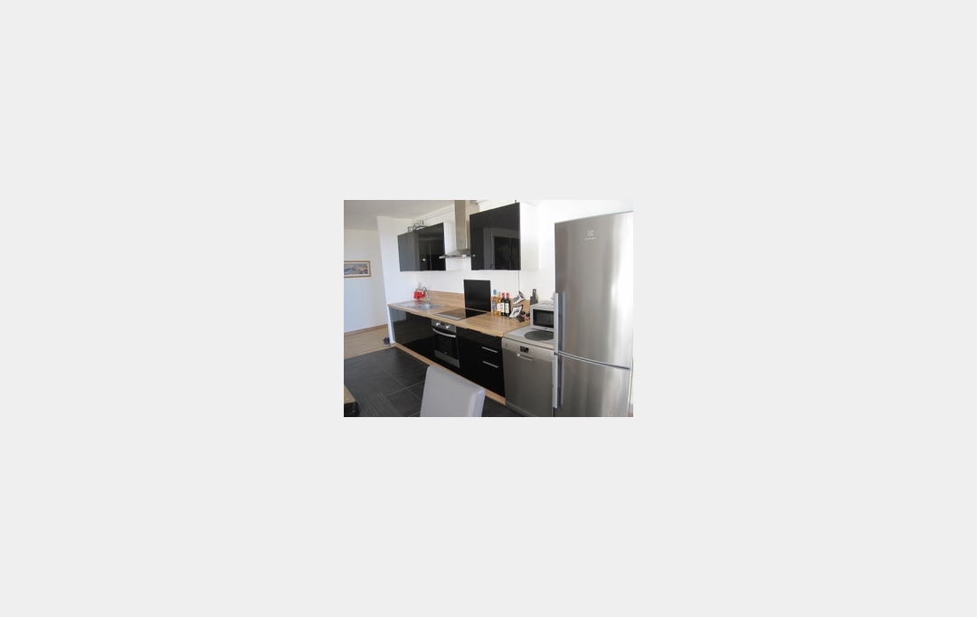 Annonces MARSEILLE4 : Appartement | MARSEILLE (13013) | 63 m2 | 920 € 