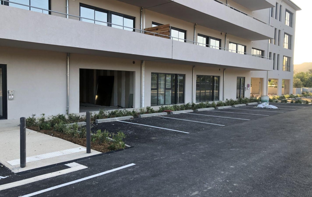 Annonces MARSEILLE4 : Local / Bureau | AUBAGNE (13400) | 150 m2 | 2 625 € 