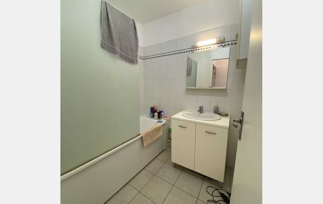 Annonces MARSEILLE4 : Appartement | MARSEILLE (13013) | 58 m2 | 920 € 