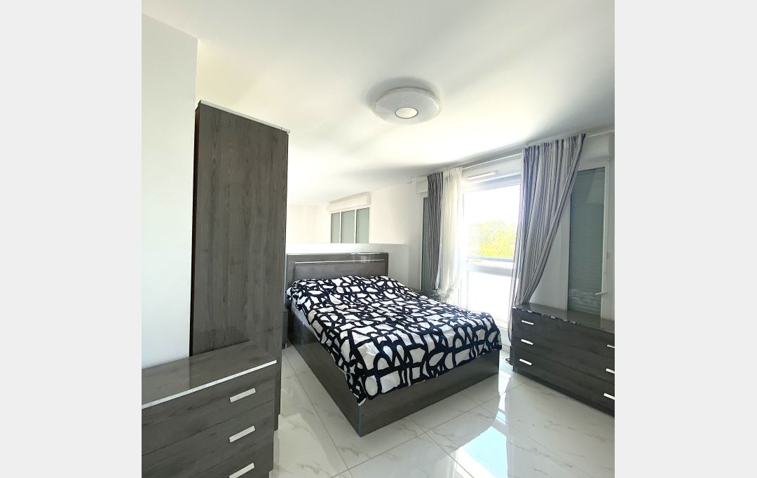 Annonces MARSEILLE4 : Appartement | MARSEILLE (13012) | 106 m2 | 2 800 € 