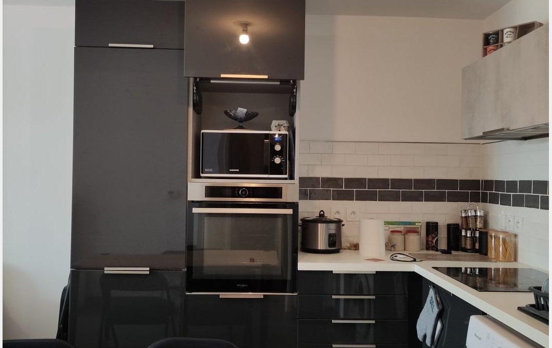 Annonces MARSEILLE4 : Appartement | MARSEILLE (13011) | 55 m2 | 1 100 € 