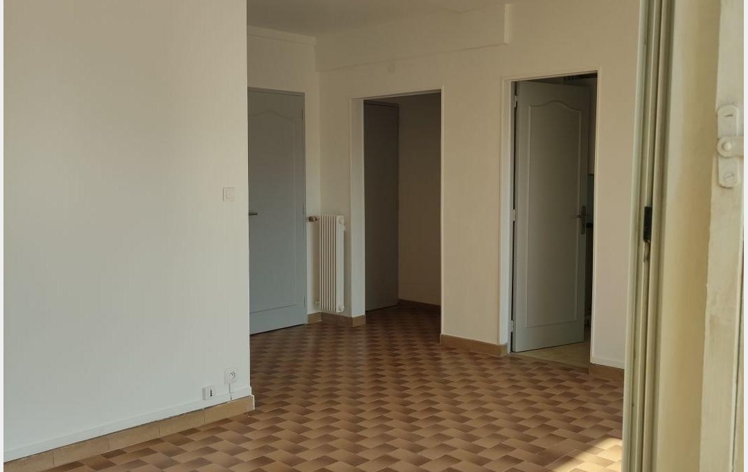 Annonces MARSEILLE4 : Appartement | MARSEILLE (13013) | 68 m2 | 930 € 
