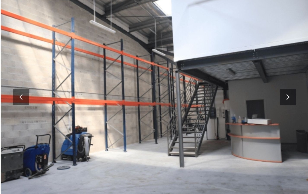 Annonces MARSEILLE4 : Office | LA PENNE-SUR-HUVEAUNE (13821) | 150 m2 | 1 200 € 